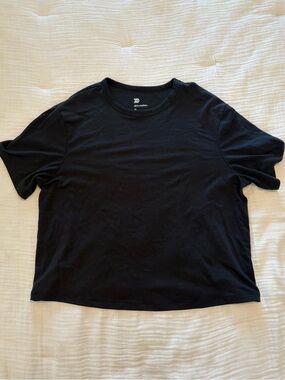 All in motion black top